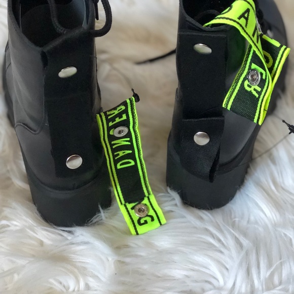 Zara Ankle Boots - Picture 5 of 8